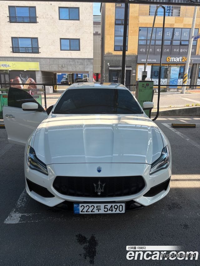 MASERATI QUATTROPORTE 2016 — 93 500 км, Корея — под ключ — фото 1