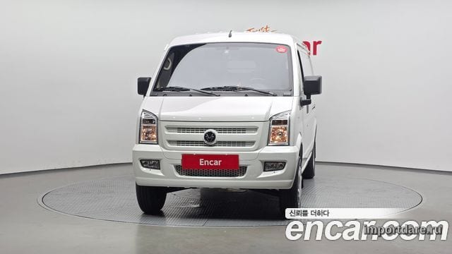DFSK C35 интерьер