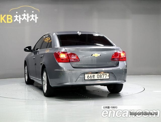 Chevrolet Amazing New Cruze сзади