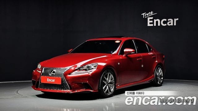 Lexus IS200t 2016