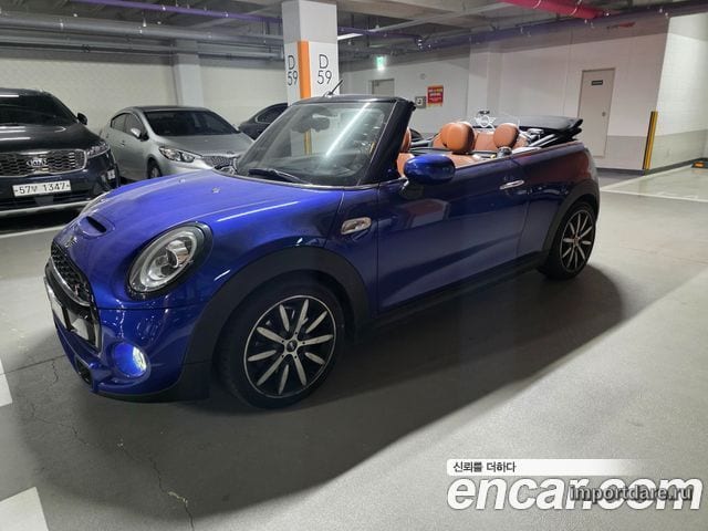 MINI COOPER S CONVERTIBLE 2020 — 134 000 км, синий, Корея — под ключ — фото 1