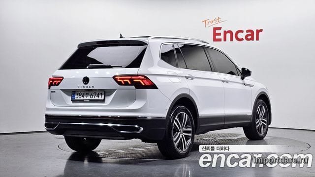 Volkswagen Tiguan Allspace сбоку