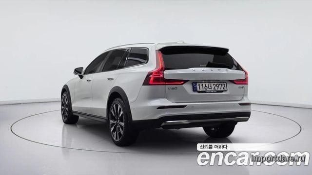 VOLVO V60 CROSS COUNTRY 2023 — 25 931 км, белый, Корея — под ключ — фото 4