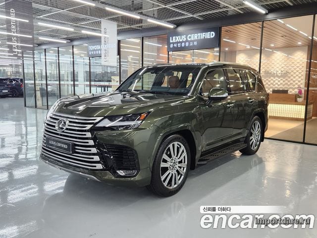 LEXUS LX 2025 — 4 850 км, бежевый, Корея — под ключ — фото 1