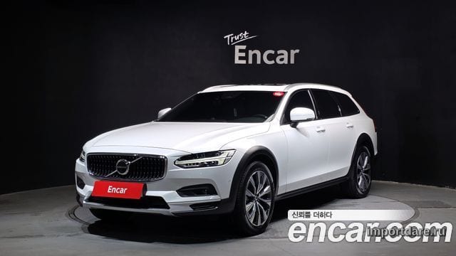 Volvo V90 2023
