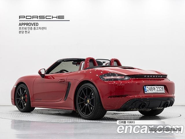 Porsche 718 Boxster сбоку
