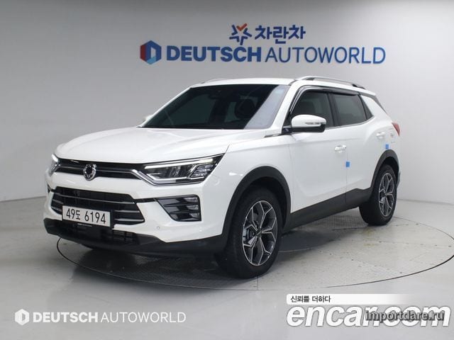 KGM Beautiful Korando спереди