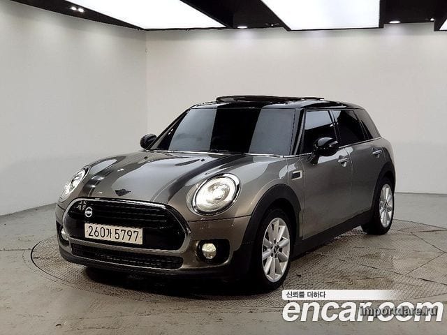 MINI COOPER D CLUBMAN 2018 — 100 496 км, серый, Корея — под ключ — фото 1