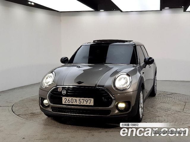 MINI COOPER D CLUBMAN 2018 — 100 496 км, серый, Корея — под ключ — фото 2