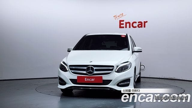 Mercedes-Benz B-Class интерьер