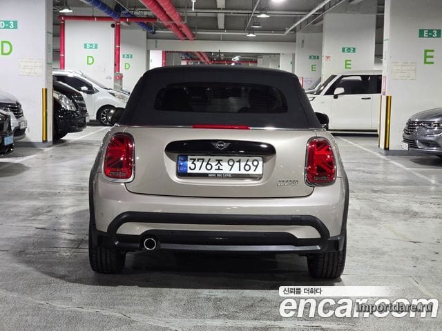 MINI COOPER CONVERTIBLE 2024 — 14 895 км, светло-серебристый, Корея — под ключ — фото 3