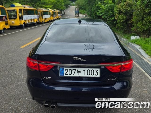 JAGUAR XF 2017 — 132 822 км, тёмно-зелёный, Корея — под ключ — фото 2