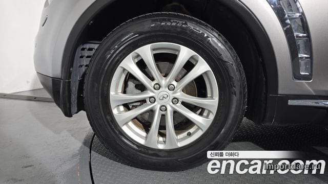 Infiniti FX35 детали