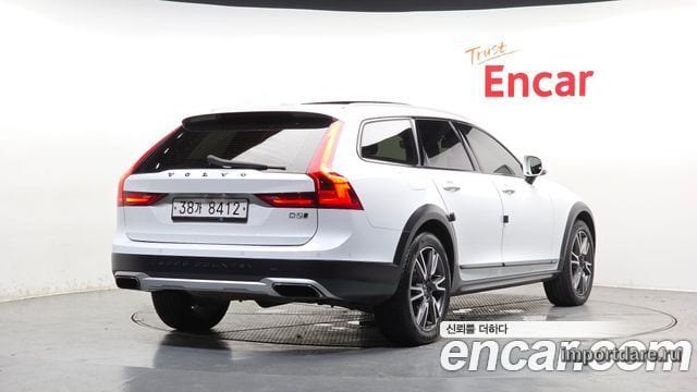 VOLVO V90 CROSS COUNTRY 2017 — 146 162 км, белый, Корея — под ключ — фото 2