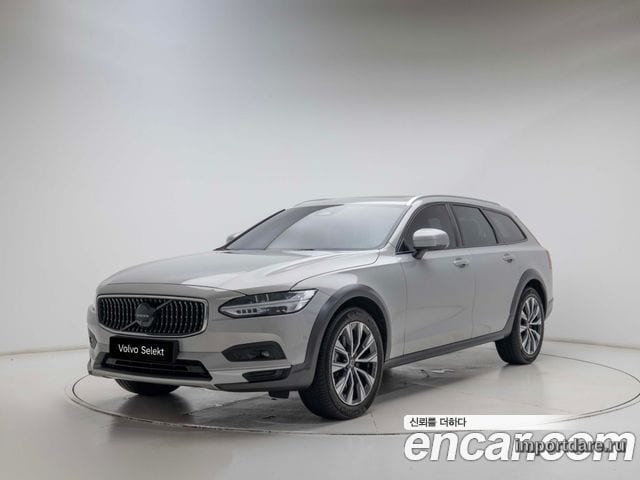 Volvo V90 2023