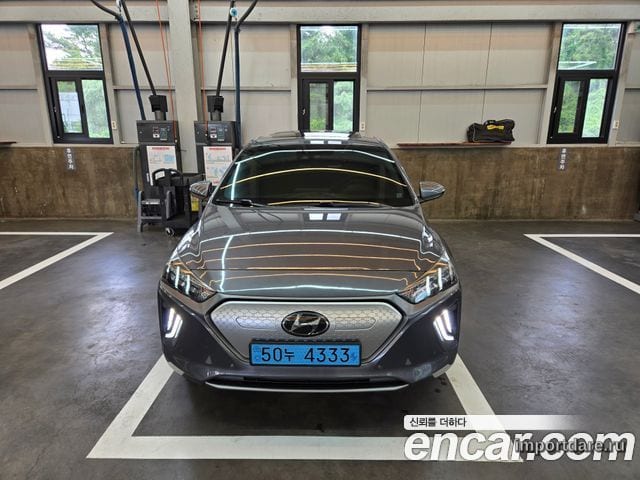 Hyundai Ioniq Electric интерьер