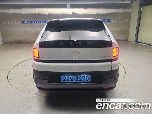 Hyundai Nexo сзади