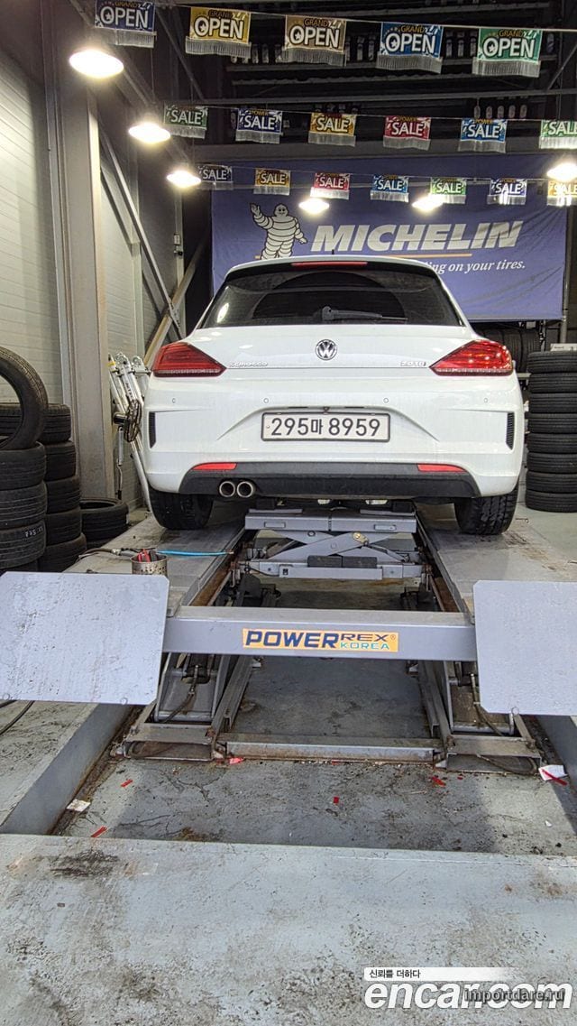 Volkswagen Scirocco сзади