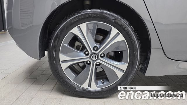 Nissan Leaf детали