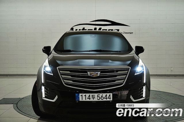 CADILLAC XT5 2019 — 105 334 км, Корея — под ключ — фото 1