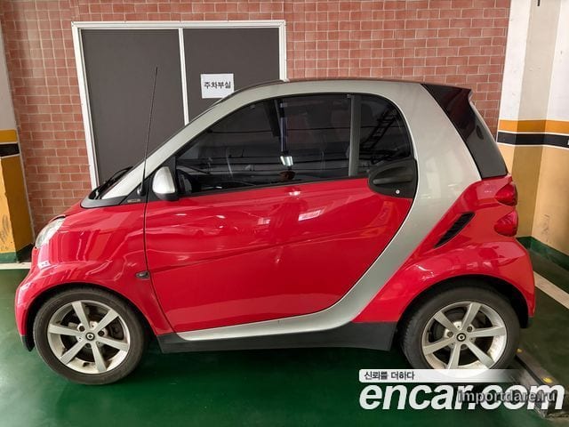 SMART FORTWO COUPE 2010 — 125 000 км, красный, Корея — под ключ — фото 1