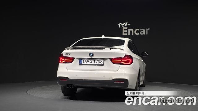 BMW 3 Series GT сзади