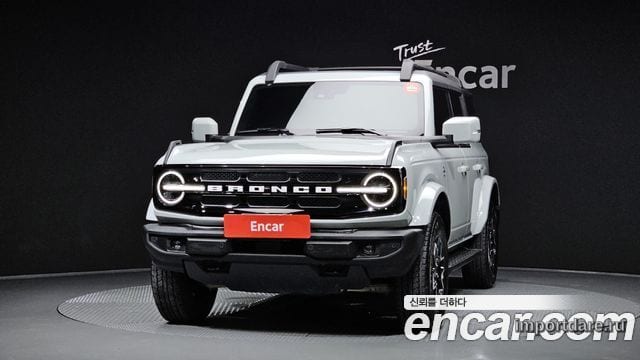 FORD BRONCO 2023 — 30 181 км, светло-серебристый, Корея — под ключ — фото 3