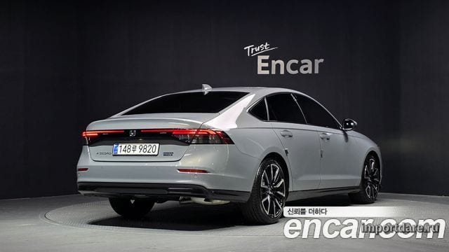 Honda Accord сзади