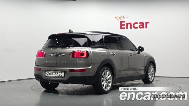 MINI COOPER D CLUBMAN 2019 — 47 602 км, серый, Корея — под ключ — фото 1