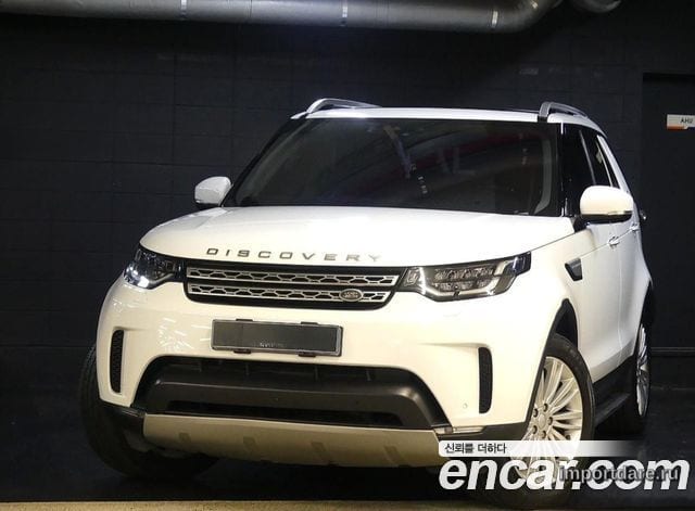 LAND ROVER DISCOVERY 5 2017 — 137 000 км, белый, Корея — под ключ — фото 1