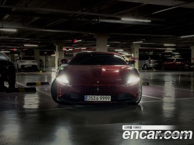 Ferrari Roma интерьер