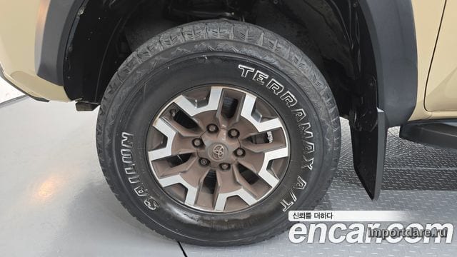 TOYOTA TACOMA 2017 — 139 415 км, коричневый, Корея — под ключ — фото 5
