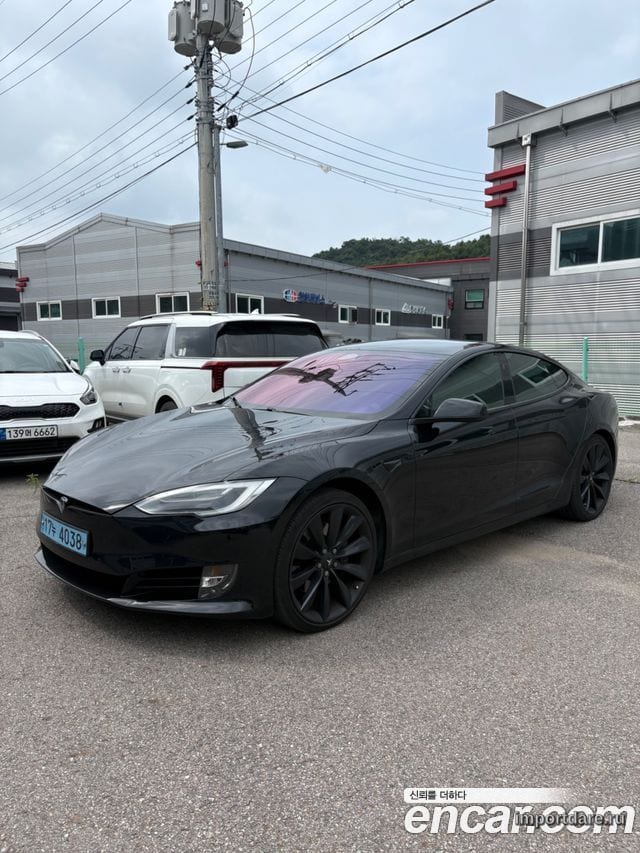 TESLA MODEL S 2017 — 164 000 км, чёрный, Корея — под ключ — фото 1