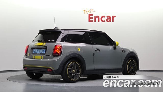MINI COOPER ELECTRIC 2022 — 38 604 км, серебристо-серый, Корея — под ключ — фото 2