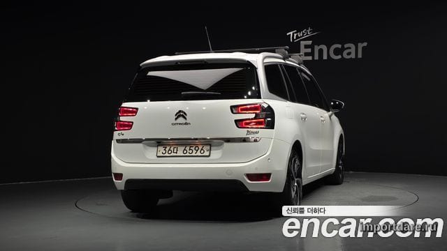 CITROEN GRAND C4 PICASSO 2018 — 81 097 км, белый, Корея — под ключ — фото 4