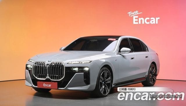 BMW I7 2024 — 42 966 км, светло-серебристый, Корея — под ключ — фото 2