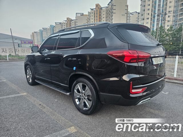KGM G4 Rexton сбоку