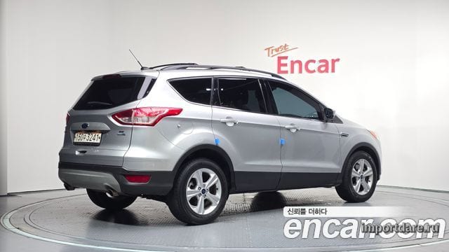 FORD ESCAPE 2015 — 140 595 км, серебристый, Корея — под ключ — фото 2