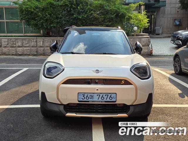 MINI Aceman сбоку