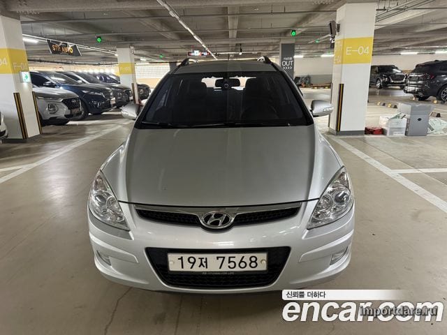 HYUNDAI I30 CW 2010 — 280 000 км, серебристый, Корея — под ключ — фото 2