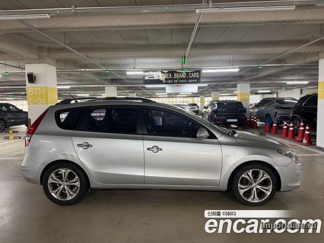 HYUNDAI I30 CW 2010 — 280 000 км, серебристый, Корея — под ключ — фото 3