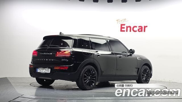 MINI Cooper D Clubman сбоку