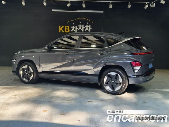 Hyundai Kona Electric интерьер
