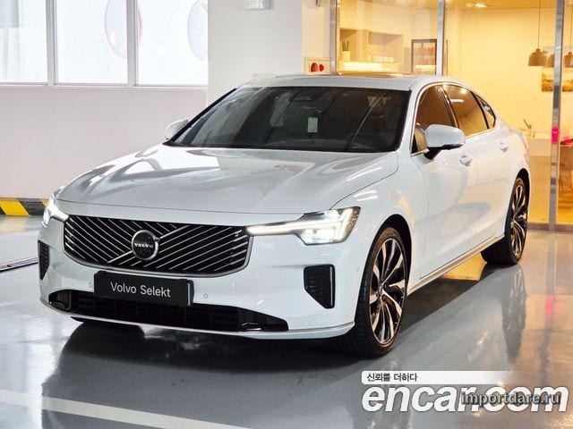 Volvo S90 2026