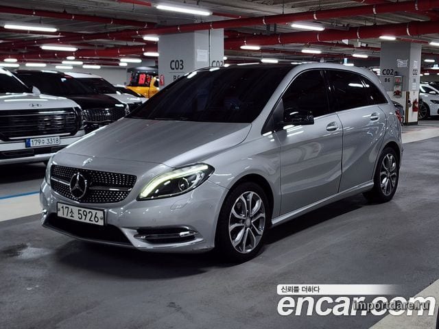 MERCEDES-BENZ B-CLASS W246 2014 — 89 154 км, серебристый, Корея — под ключ — фото 1