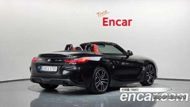 BMW Z4 сбоку
