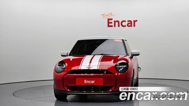 MINI Cooper Electric интерьер
