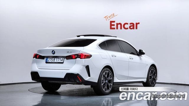 BMW 2 Series Gran Coupe сбоку