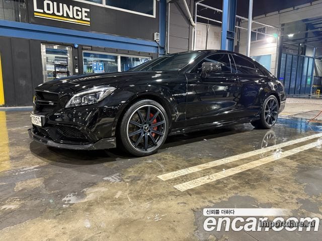 MERCEDES-BENZ CLS-CLASS W218 2017 — 72 200 км, чёрный, Корея — под ключ — фото 1