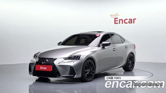 Lexus IS300 2018